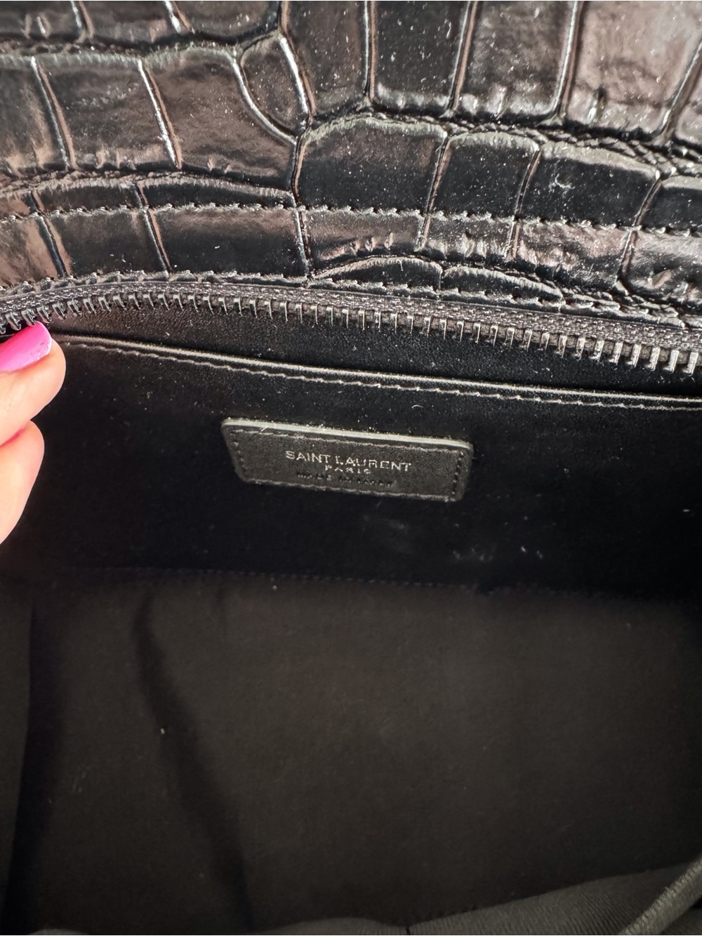 Top Handle Black Croc-Embossed Vegan Leather Bag crossbody strap - Picture 12 of 12